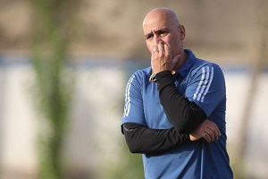 منصوریان "میرود" یا "میبرندش"؟/چالش بزرگ استقلال در اختلاف سلیقه ها