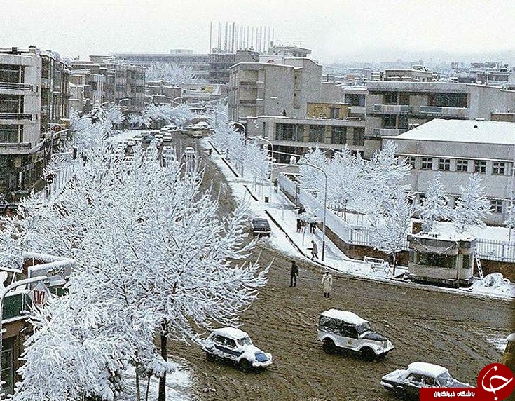 طهـران ١٣١٠/یک باغ وحش انسانی در اروپا/ زندگی سیاه پوستان /ترافیک سنگین /يك روز زمستانى، سال٥٠ خورشيدى /موشک 6 متری در کوچه 9 متری/
