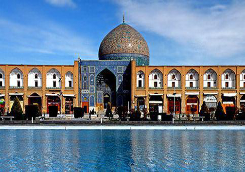 از فداکاری معلم کرمانشاهی تا مسجدی که مناره ندارد