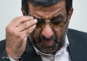 سکوتِ برخی در 88، جبهه دشمن را تقویت کرد/ موسوی حضور در برنامه زنده را نپذیرفت/ موسوی منتقد هاشمی بود و هاشمی از این موضوع ناراحت بود/ کروبی می‌گفت درون صندوق‌های رای قیف گذاشته‌اند