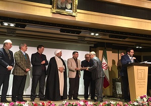اخوان اکبری سرپرست دانشگاه علوم پزشکی اردبیل شد