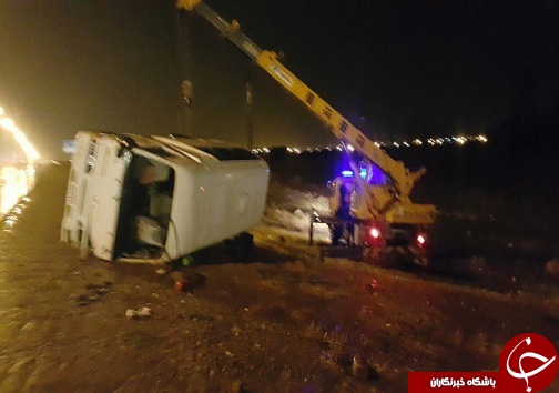واژگونی یک دستگاه مینی بوس