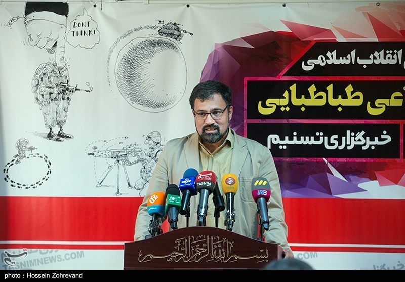 نادر طالب زاده چهره استکبارستیز سال شد/ نشان شجاعت برای حامد زمانی