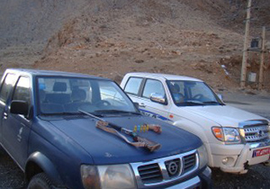 دستگیری ۲ شکارچی غیر مجاز پرندگان
