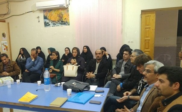 برگزاری نشست مشترک انجمن&zwnj;های ادبی در گناوه