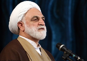 برخی به دنبال بزک کردن چهره آمریکا هستند/شیطان بزرگ از عناصر خودمان برای نفوذ استفاده می&zwnj;کند