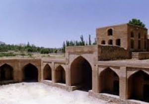 واگذاری کاروانسرای تاریخی کوهاب نطنز به فعالان گردشگری