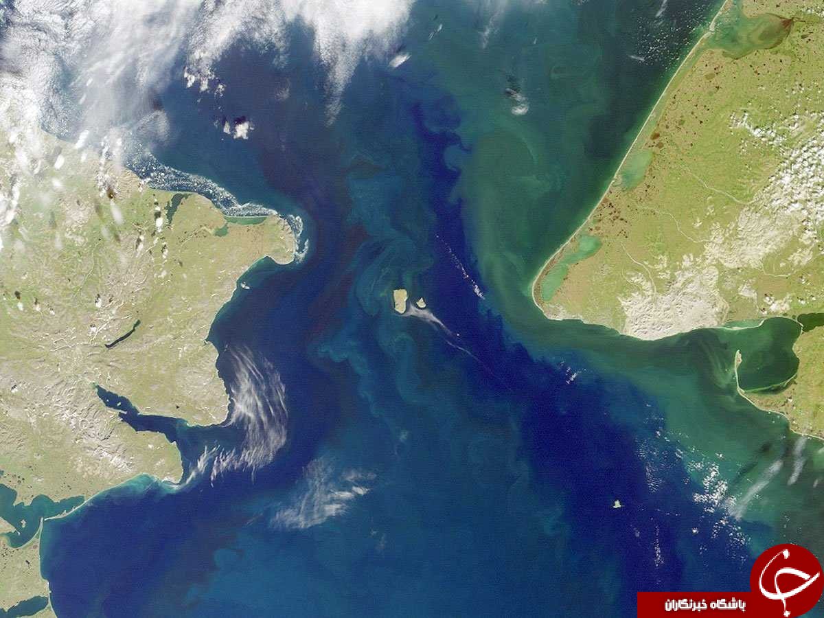 یس