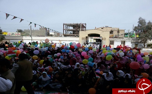 آغاز جشن های دهه فجر با نواخته شدن زنگ گلبانگ انقلاب در سیستان و بلوچستان+تصاویر