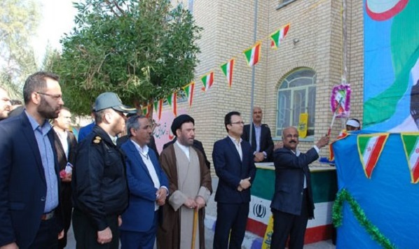 آغاز جشن&zwnj;های دهه فجر در دیر