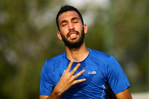 جلسه سرنوشت ساز چشمی و استقلال + عکس