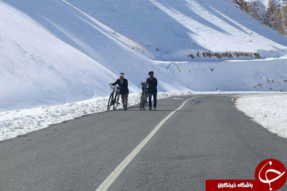 تصاویری از عملیات برف&zwnj;روبی جاده بامیان - یکه&zwnj;ولنگ