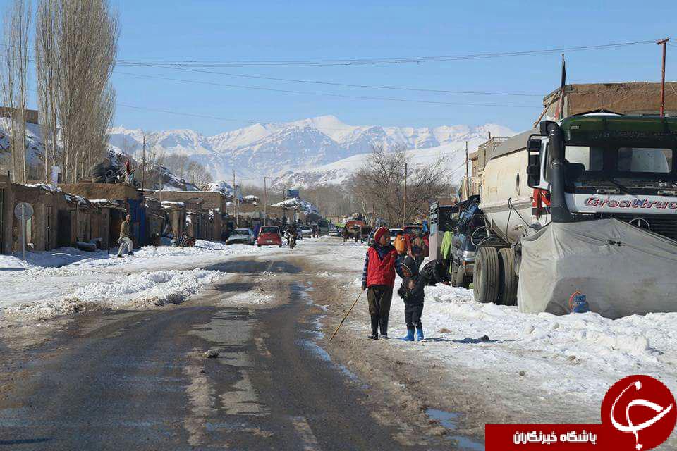 تصاویری از عملیات برف&zwnj;روبی جاده بامیان - یکه&zwnj;ولنگ