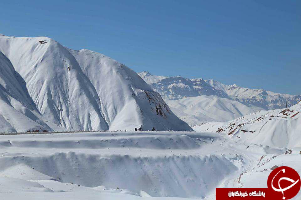 تصاویری از عملیات برف&zwnj;روبی جاده بامیان - یکه&zwnj;ولنگ