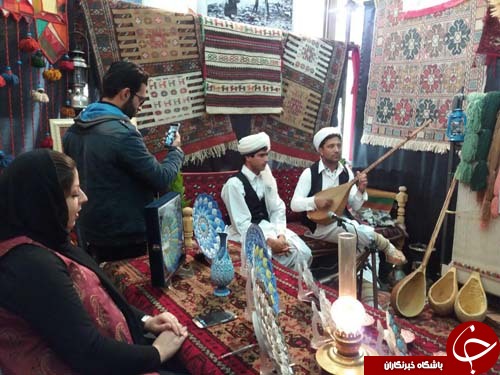 گشایش نمایشگاه دستاوردهای ادارات شهرستان سرخس+تصاویر