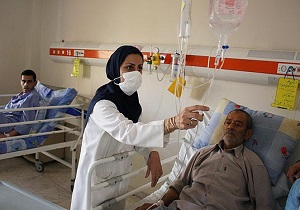 ایجاد 1200 دفتر پرستاری در سراسر کشور/ صدور صلاحیت پروانه حرفه‌ای برای پرستاران تا پایان امسال