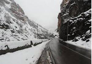 باران و لغزندگی محورهای ارتباطی