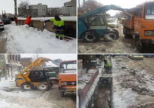برف روبی معابر در طی بارش سنگین برف در اردبیل