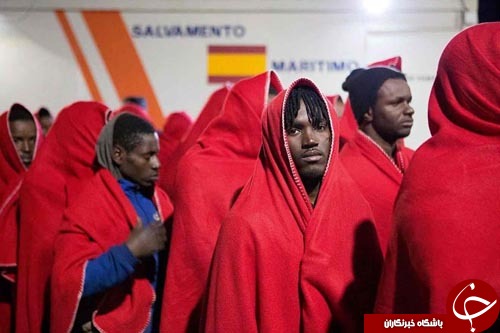 کلاه بادکنکی بر سر پرنس چالز تا تمسخر نایجل فراژ در پارلمان اروپا//////////