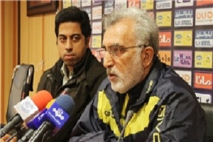فرکی:اشتباهات داوری کمتر،سود در فوتبال بیشتر/از خریدهای جدید تیم راضی هستم
