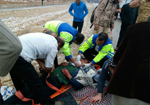 مصدوم شدن 5 نفر بر اثر واژگونی خودرو سواری