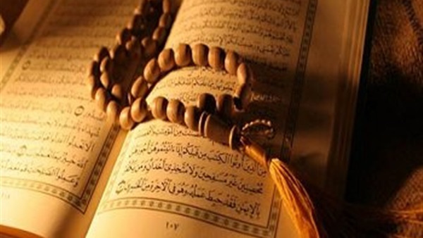 امام خمینی (ره) با نگاه به قرآن زمامداران غاصب جهان را رسوا کرد