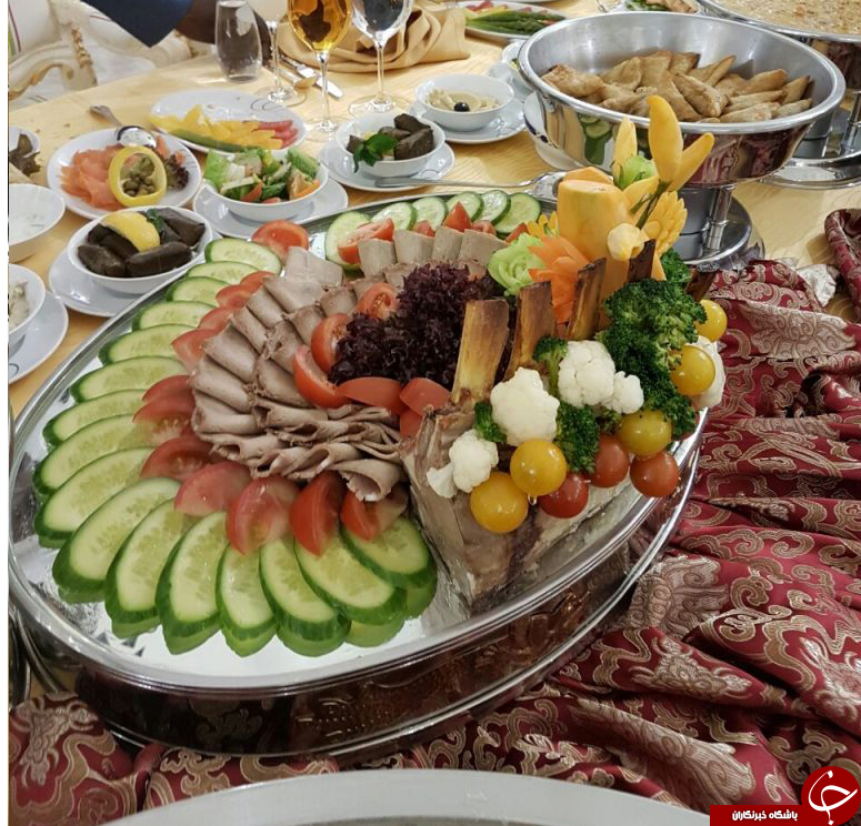 پادشاه عربستان چه می خورد؟ محتویات میز غذای ملک سلمان چیست؟
