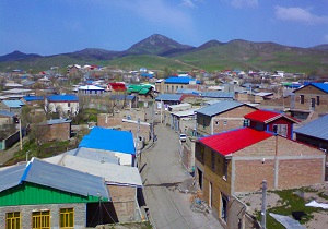 نیارق روستای انقلابی