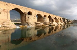 انتقاد مردم ازبی توجهی و از بین رفتن آثار تاریخی دزفول