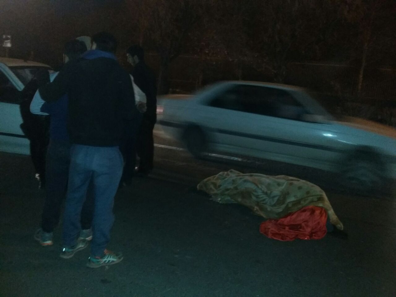 جراحت سنگین هوادار پرسپولیس در حوالی ورزشگاه+تصاویر