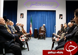 دیدار زندانیان سیاسی پیش از انقلاب با امام جمعه
