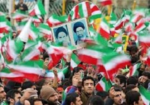 راهپیمایان 22 بهمن بیمه شدند