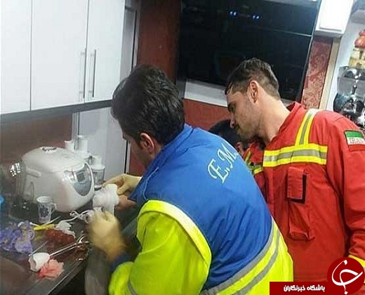 انگشت دختر در گوشت&zwnj;کوب برقی گیر کرد +عکس