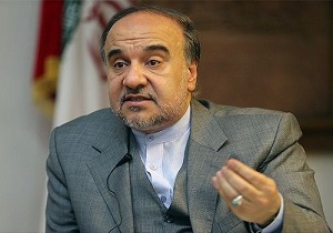 سلطانی فر:فدراسیون فوتبال باید مشکل کی روش را حل کند/ داور زنی دوشغله نیست