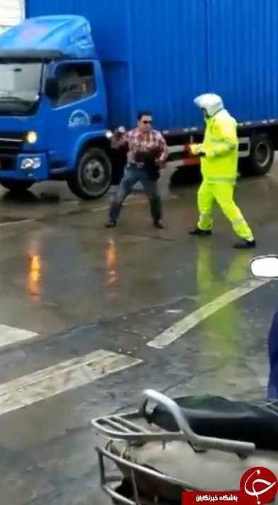 درگیری استاد کونگ فو با پلیس رانندگی + تصاویر