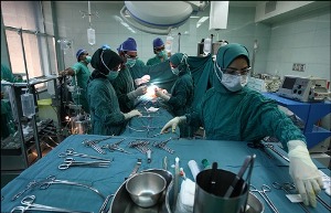 توده 10 کیلویی از شکم  زن 35 ساله خارج شد