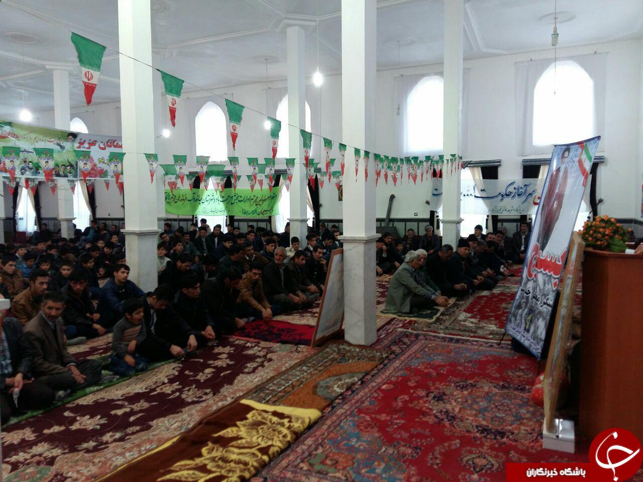 جشن پیروزی انقلاب اسلامی در &laquo;چهاربرج&raquo; + تصاویر