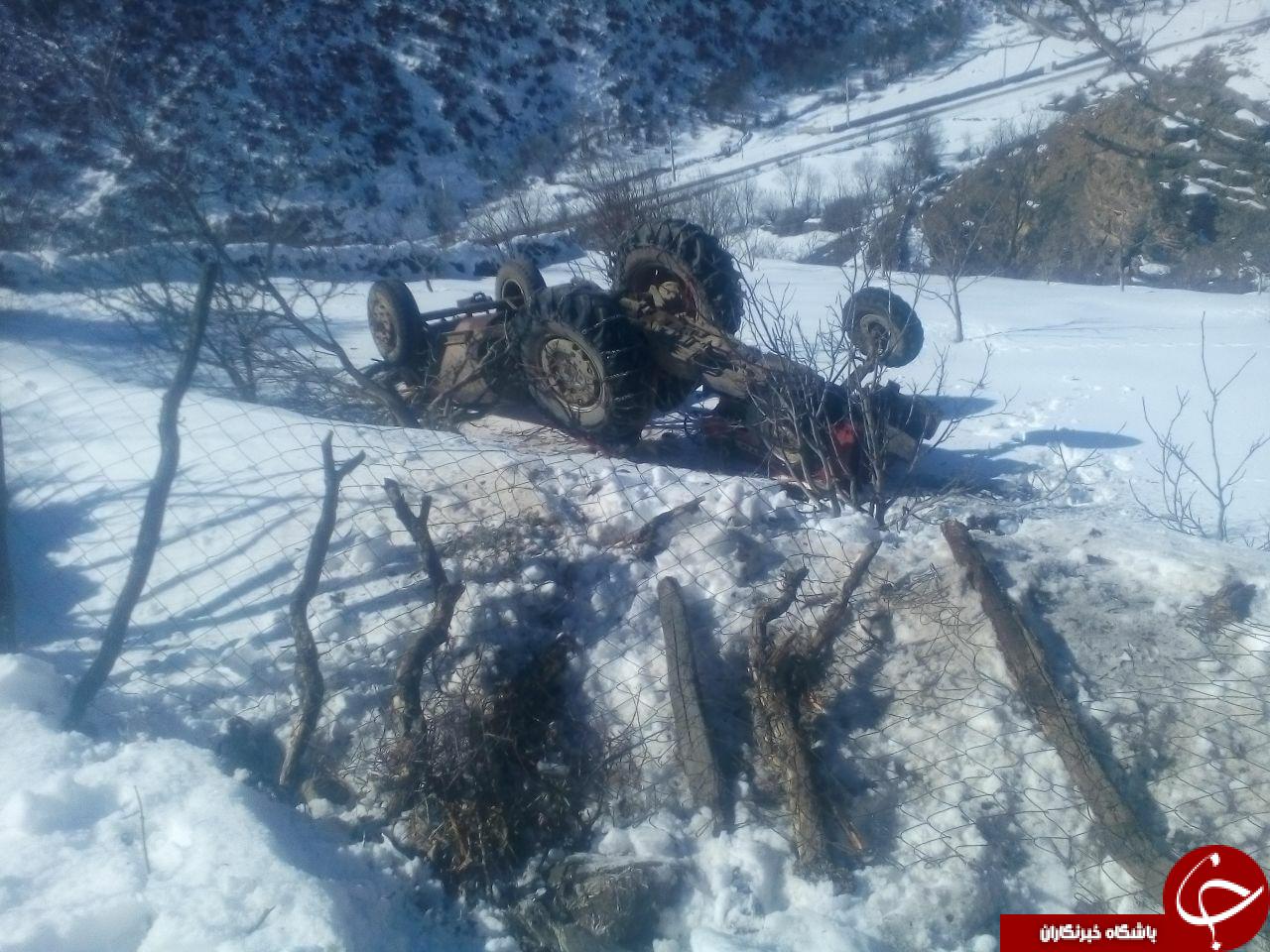 واژگونی تراکتور در نیچکوه +تصاویر