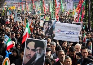 مردم با حضور در راهپیمایی ۲۲ بهمن معادلات نامتعادل جهان استکبار را تغییر می‌دهد