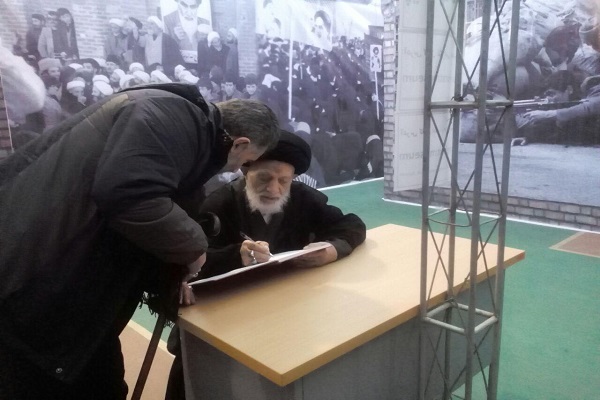 نمایشگاه موزه عبرت ایران در اردبیل گشایش یافت