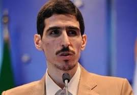 مردم برای روی کار آمدن نظامی به دور از سلطه انقلاب کردند