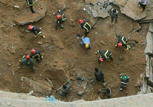 انتقال6 مصدوم حادثه مترو قم به مراکز درمانی