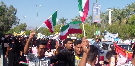 ما مدیون انقلاب و خون شهدا هستیم