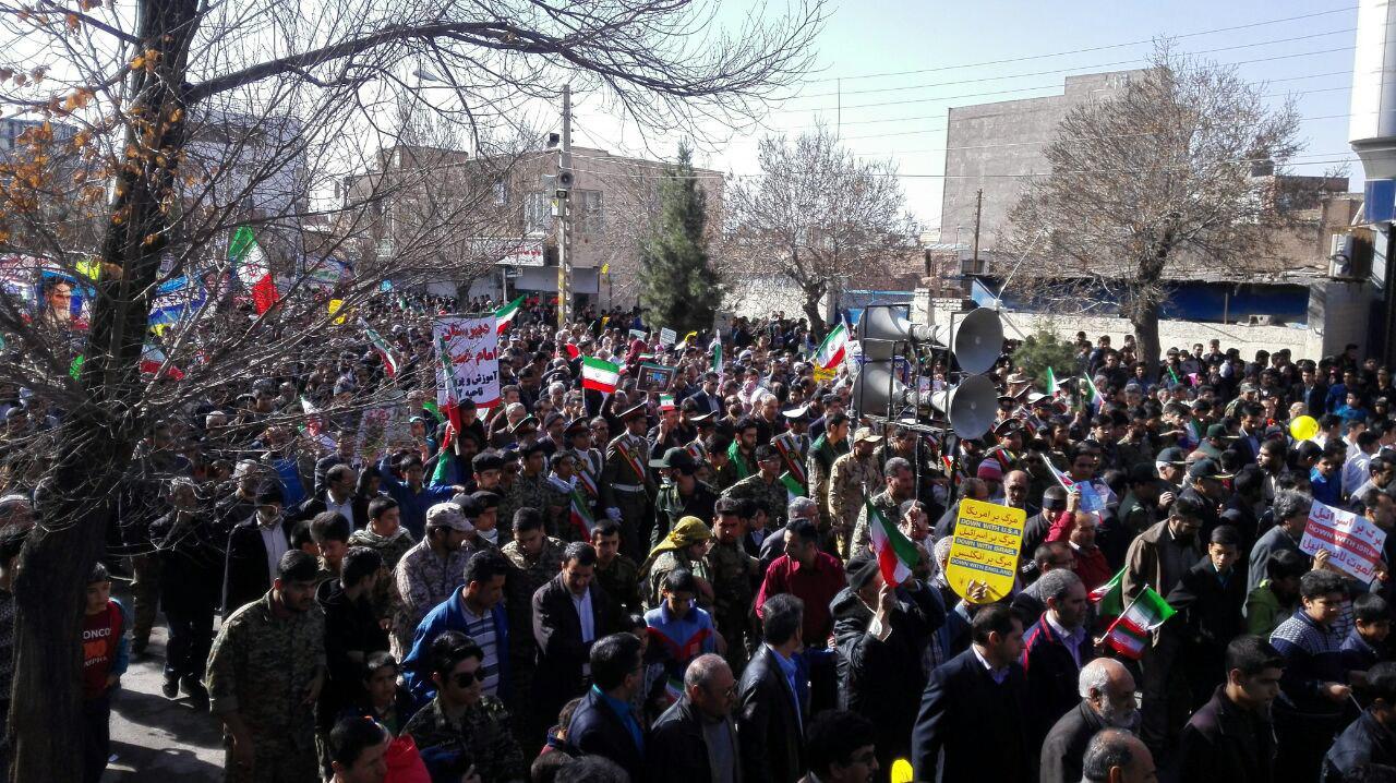 کرمان غرق شور و حماسه+ تصاویر