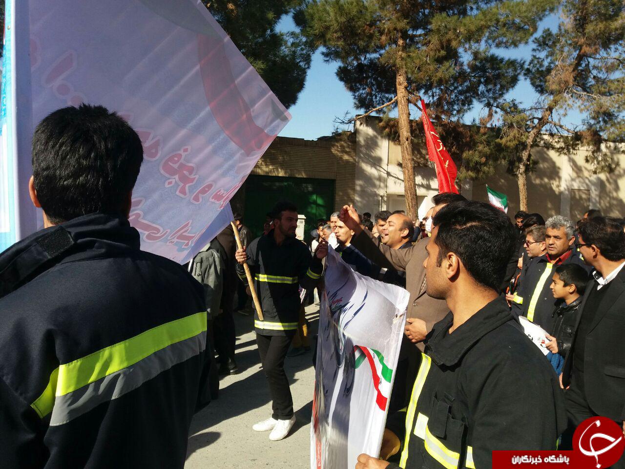حضور پرشور آتش نشانان به یاد شهدا در حماسه بزرگ 22 بهمن + تصاویر