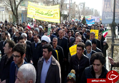 تصاویری از راهپیمایی یوم الله 22 بهمن در شهرکرد (1)