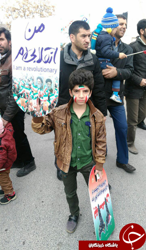 تصاویری از راهپیمایی یوم الله 22 بهمن در شهرکرد (1)