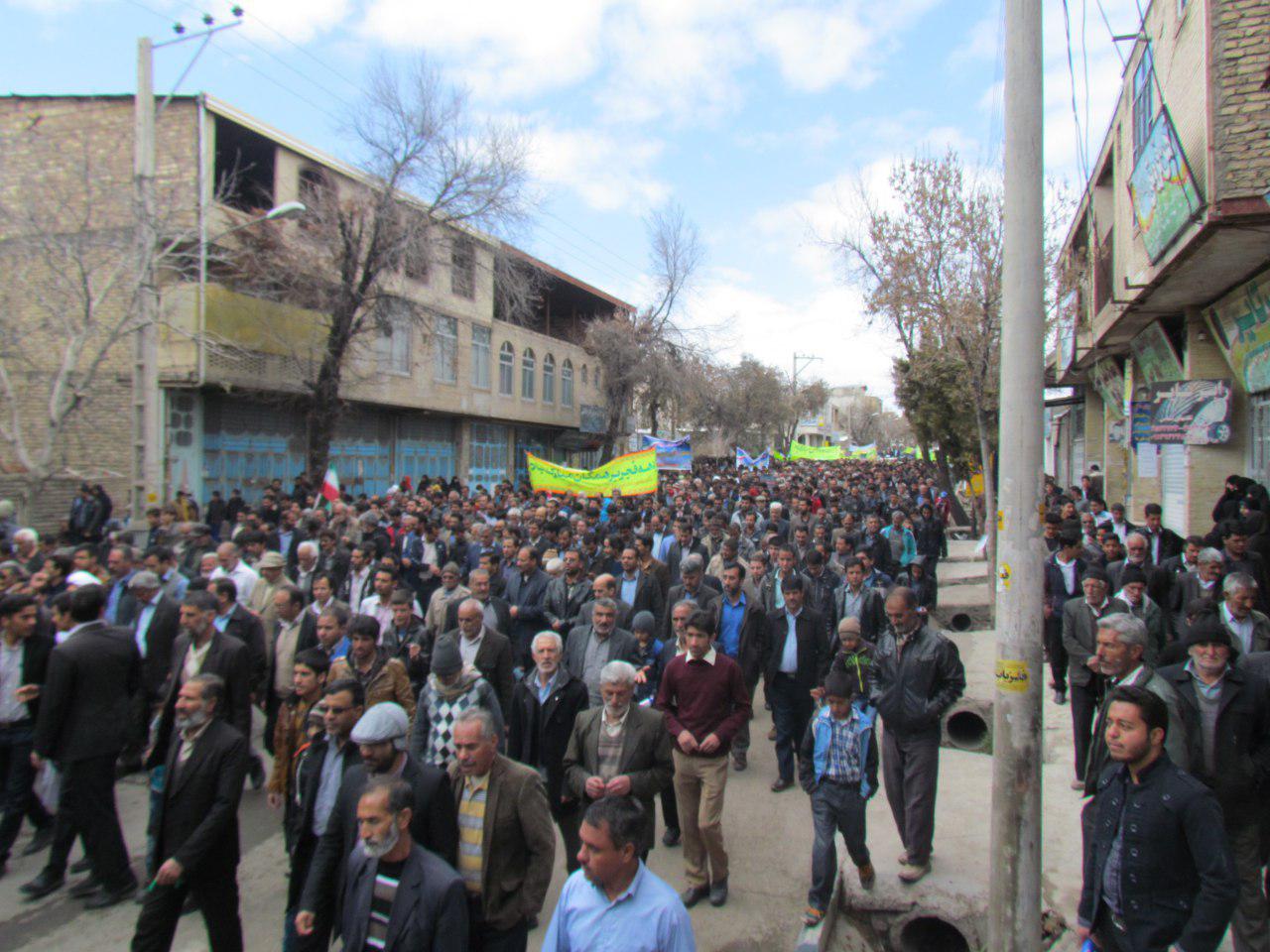 راهپیمایی 22 بهمن در شهرستان ها