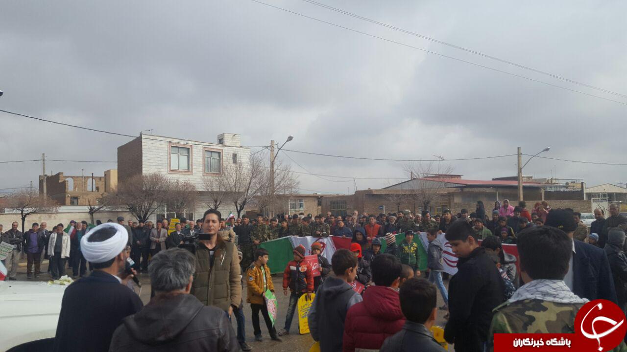 راهپیمایی 22 بهمن در زادگاه خلبان شهید اسلامی&zwnj;نیا + تصاویر