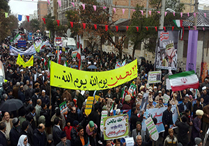 نقش مهم ولایت فقیه و مردم در پیروزی و تداوم انقلاب اسلامی